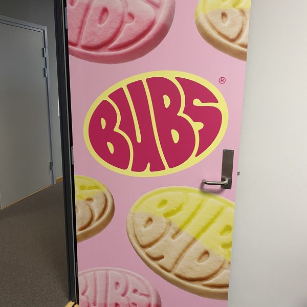 Mattlaminert print. Kunde: Orkla Snacks.